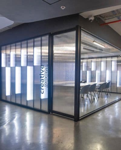 Minds Co/Work - Creative Room - Titan Builders